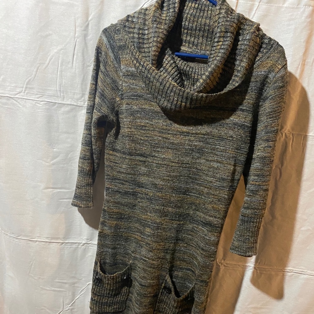 LOND V DRESS